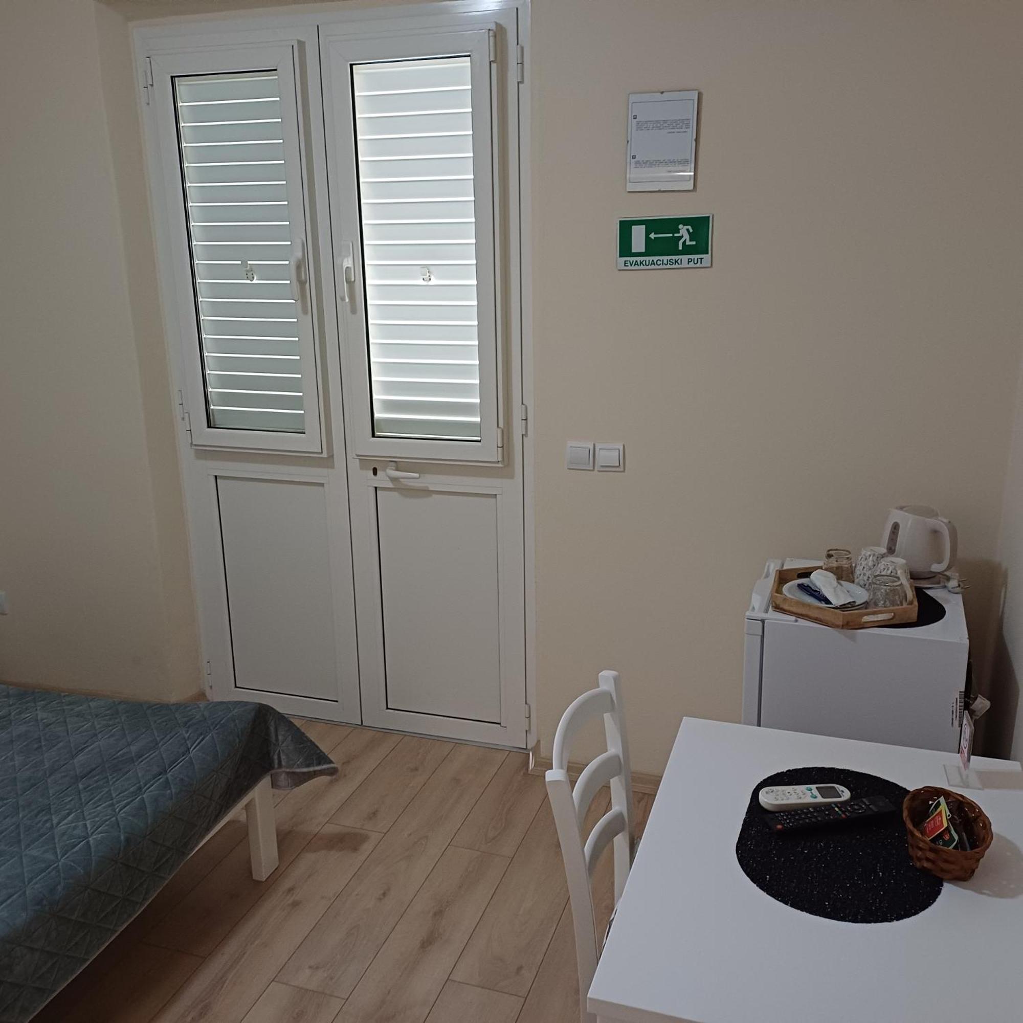 Rooms Kvestic Dubrovnik Exterior photo